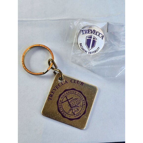 Trevecca Club‎ Trevecca Nazarene College Vintage Keychain and Pin - Picture 7 of 7